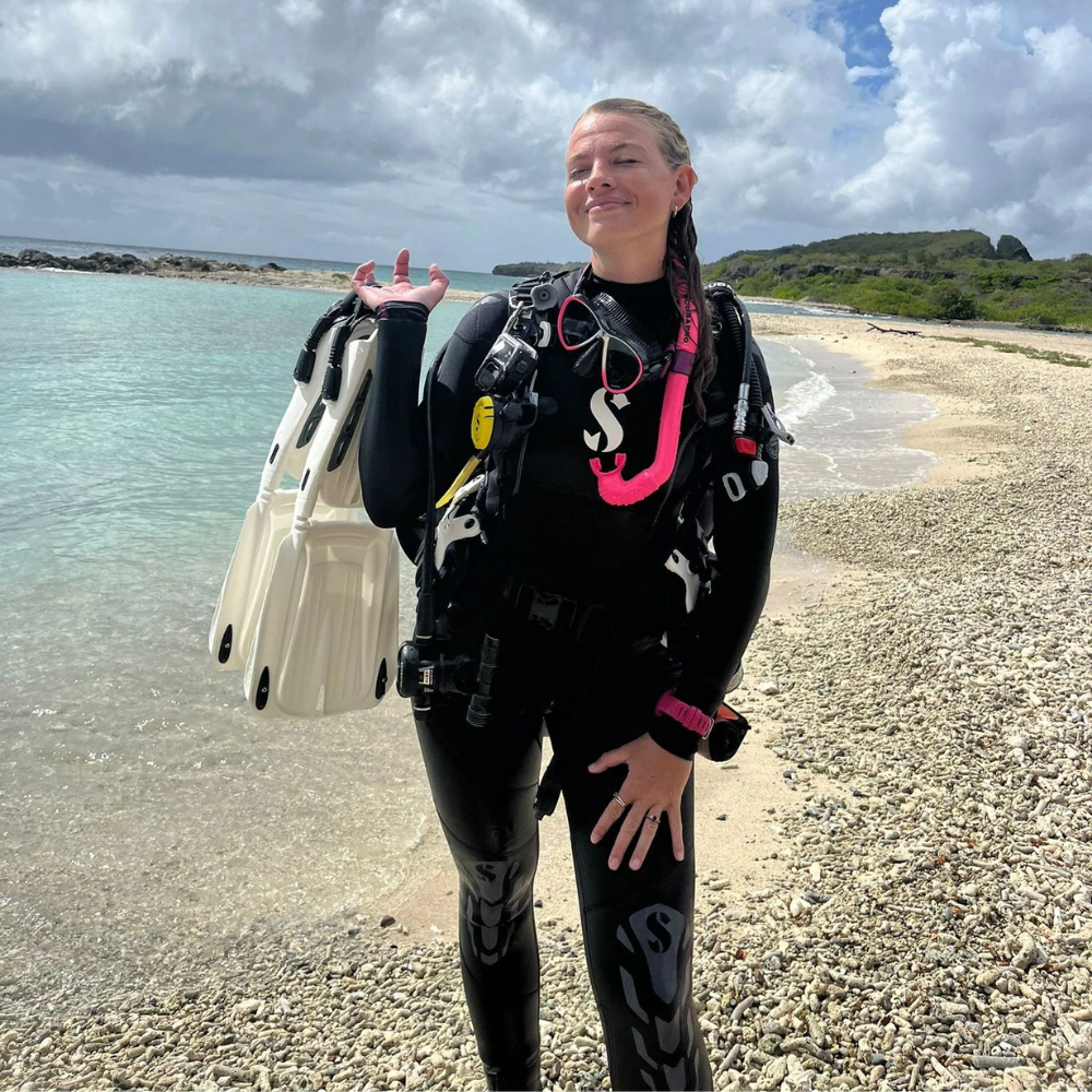 Laura van Loon Global Dive Team